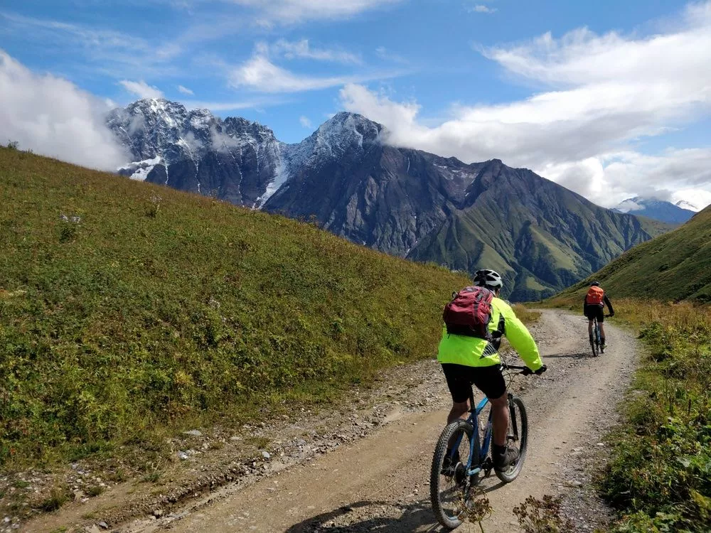 Cycling from Zagaro pass down to Lentekhi, Svaneti