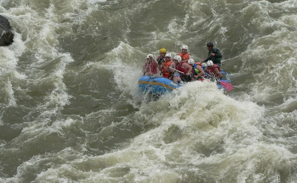 Rafting on Mtkvari river, Vardzia